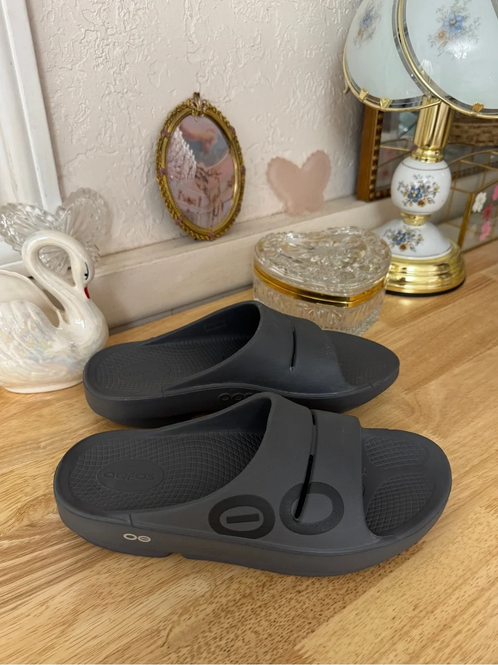 OOFOS classic gray recovery flip flops 🤍 Size: M-8 / W-10 / EU 41 comfy casual